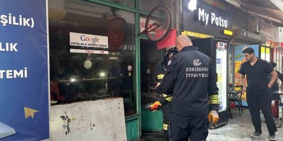 Kanser olan arkadaşı için baktığı dükkan alevler içinde kaldı