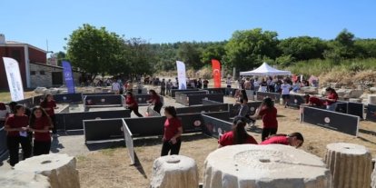 2025 Aile Yılı kapsamında labirent oryantiring etkinliği Stratonikeia Antik Kenti’nde gerçekleştirildi