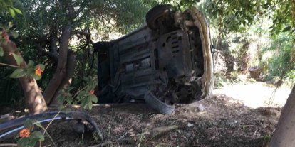 Bahçeye savrulan otomobilin sürücüsü yaralandı
