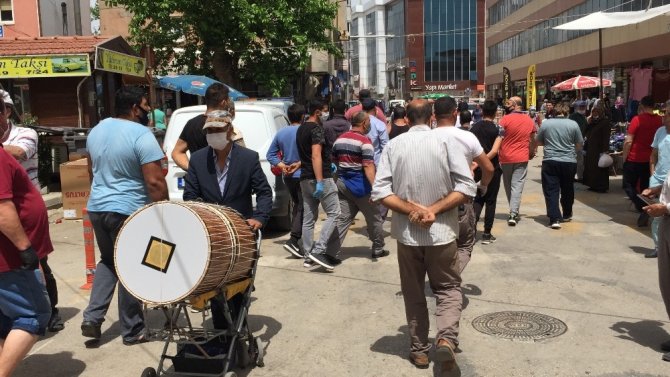 Keşanlı pazar esnafı maske cezasına tepki gösterdi
