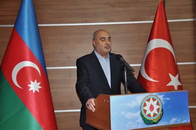 azerbaycanin-ulusal-lideri-haydar-aliyev-vefatinin-19-yilinda-karsta-anildi-8.jpg