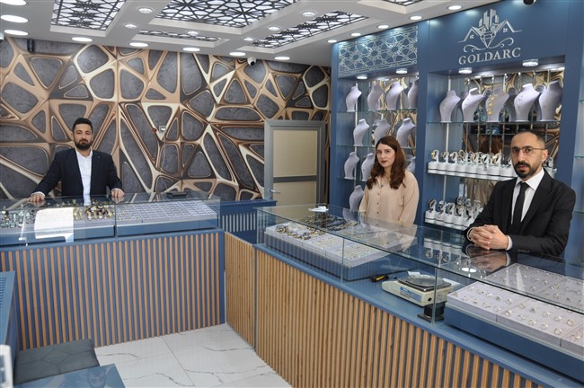 goldarc-kuyumculuk-kars-halkinin-hizmetinde-17.jpg