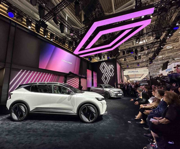 Renault Münih IAA Mobility 2023’te yeni modelleriyle yer aldı