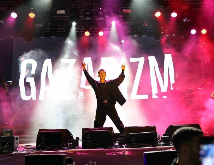 Ataşehir’in dört bir yanında festival coşkusu devam ediyor