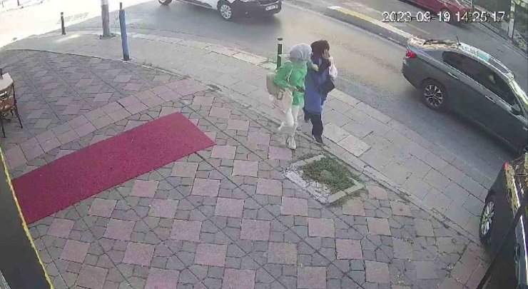 Pendik’te baklavacı dükkanına silahlı saldırı: 1 yaralı