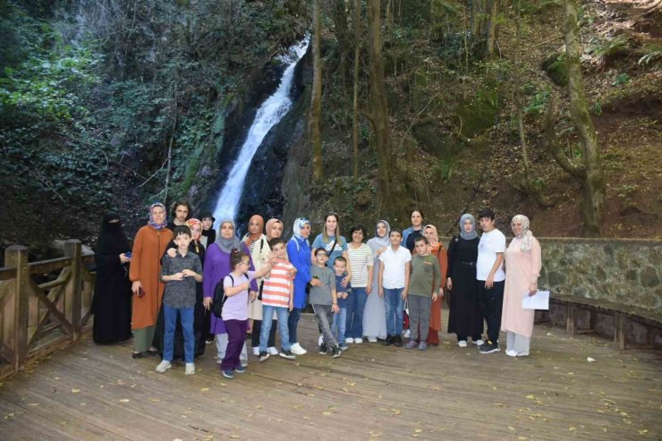Otizmli çocuklar ve aileleri Düzce’yi gezdi