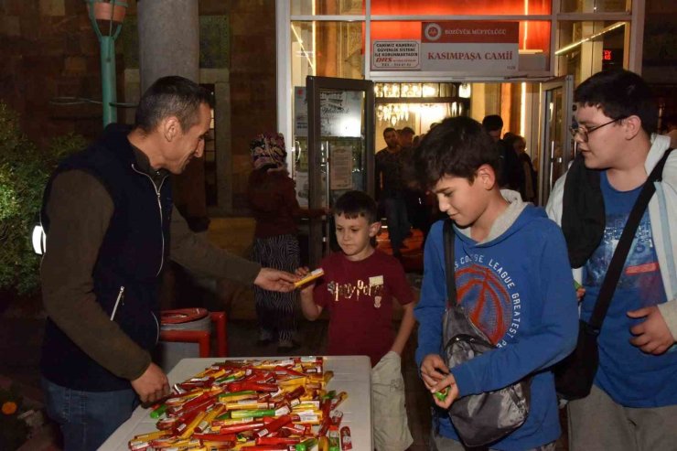 Kandilde şekerler Bozüyük Belediyesi’nden