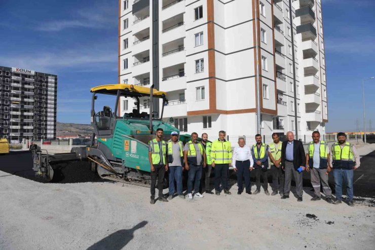 Büyükşehir’den 15 bin ton sıcak asfaltın kullanılacağı 40 milyon TL’lik yeni yol