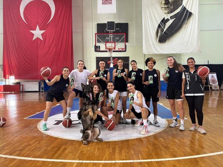‘En İyi Narkotik Polisi Anne’ tanıtımına kadın basketbolculardan destek