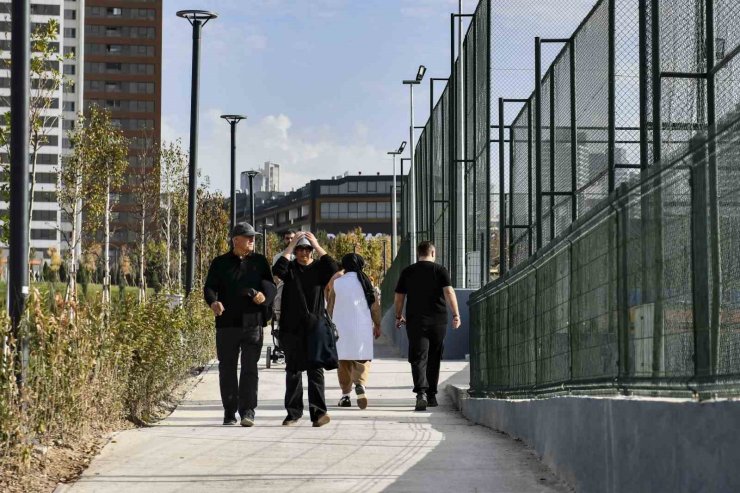 Başkentliler sonbaharın tadını Lodumlu Çevre Alanı’nda çıkarıyor