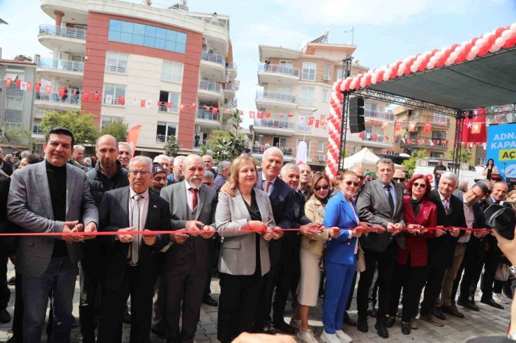 Başkan Atay, Adnan Menderes Kapalı Pazar Yeri’ni hizmete açtı