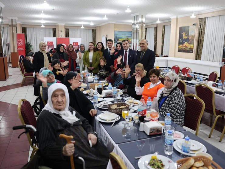 Bayburt’ta ’Yaşlılar Haftası’ kutlandı