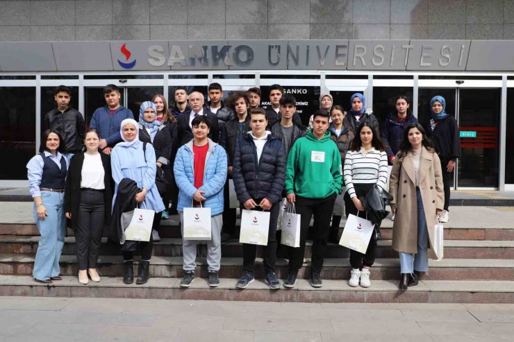 Gaziantep SANKO Üniversitesi öğrencileri bilgilendiriyor