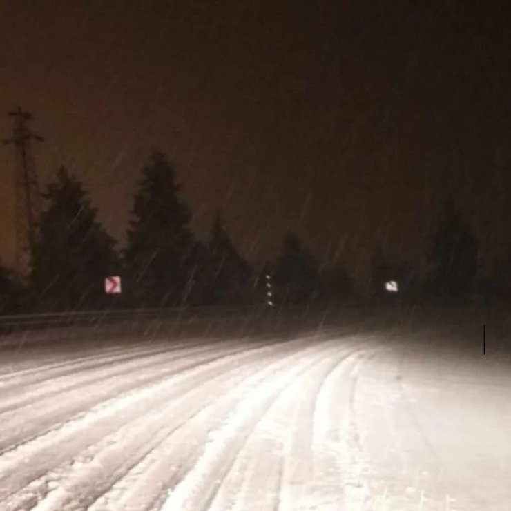 Kastamonu’nun yüksek kesimlerinde kar yağışı etkili oldu