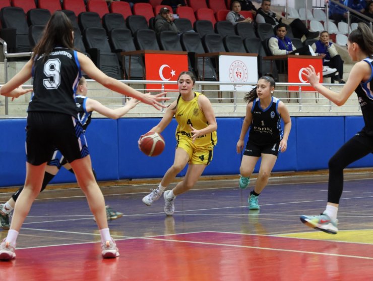 Aydın’da U16 Kızlar Anadolu Şampiyonaları başladı