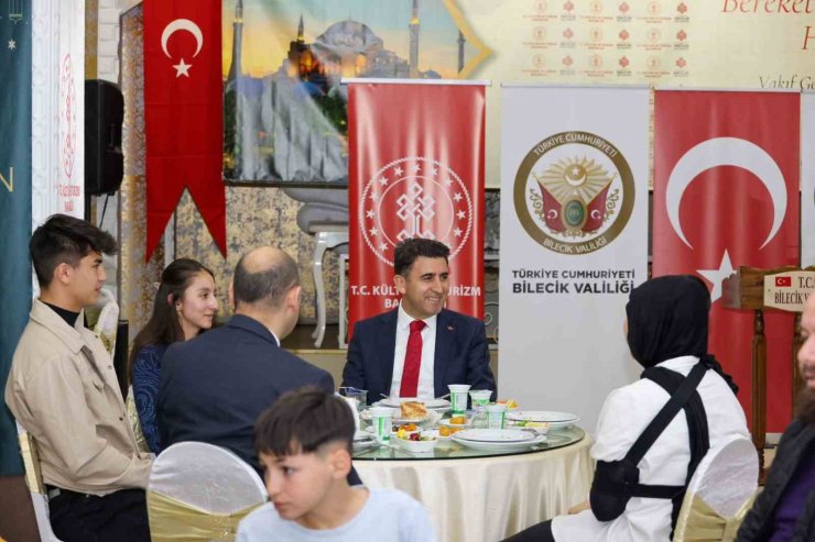 Genç ve başarılı sporcularla iftar yemeği düzenlendi