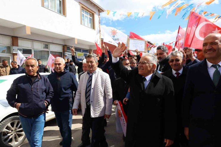 Başkan Büyükkılıç, Felahiye’ye verdiği kombi sözünü tuttu