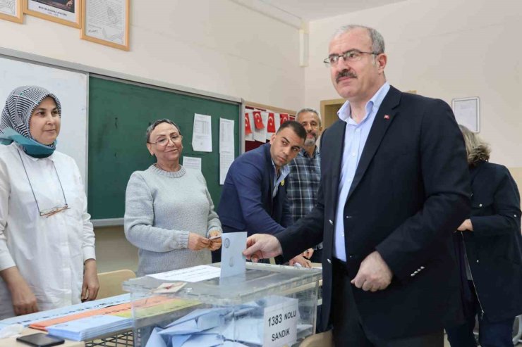 Elazığ Valisi Toraman: “Sandık bölgelerinde 6 binin üzerinde kolluk personeli görev başında”