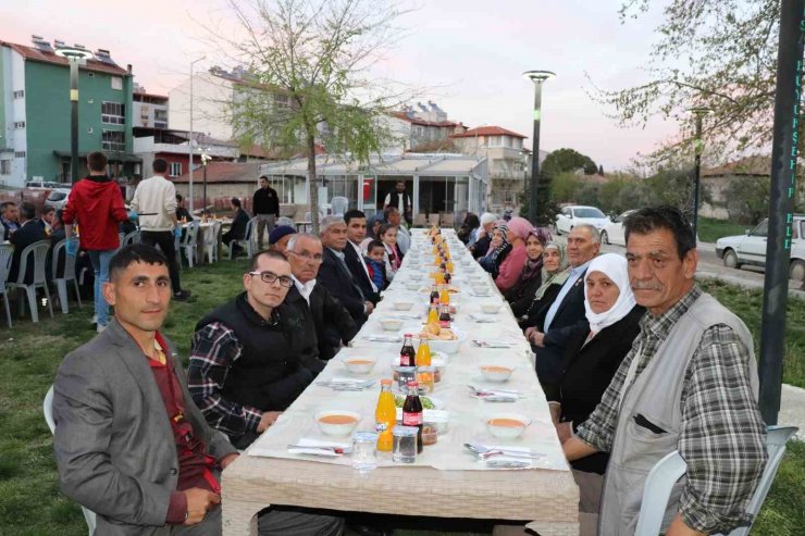 Selendi’de şehit yakınları ve gazilere iftar yemeği