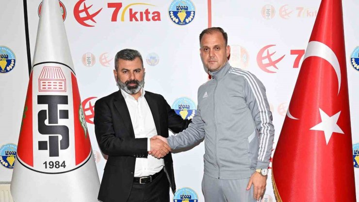 Turgutluspor’da yeni teknik direktör Gülay oldu