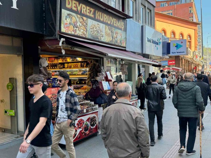 Zonguldak’ta bayram öncesi yoğunluk başladı