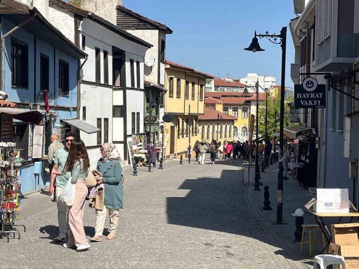 Bayram sonrasında da Odunpazarı’nda yoğunluğu erkenden başladı