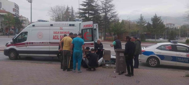 Niğde’de kontrolden çıkan motosiklet kaza yaptı, 1 kişi yaralandı