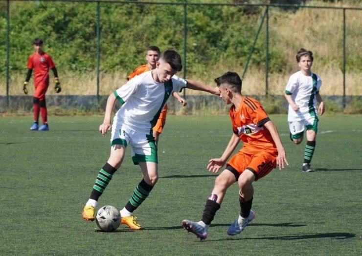 Futbolda yarı final heyecanı Denizli’de yaşanacak