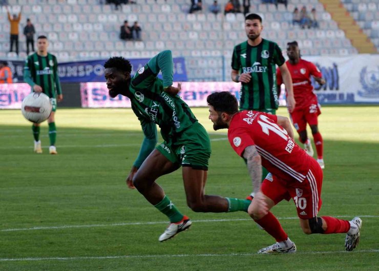 Trendyol 1. Lig: Erzurumspor FK: 0 - Sakaryaspor: 0