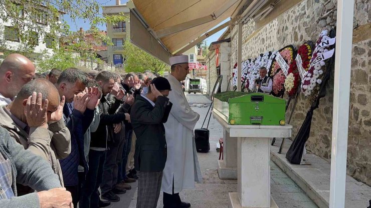 Yalova’daki tersane kazasında hayatını kaybeden Özkan Kara, Sivrihisar’da defnedildi