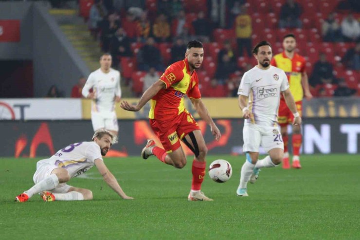 Süper Lig’e yükselen Eyüpspor ve Göztepe, yarın İstanbul’da karşı karşıya gelecek