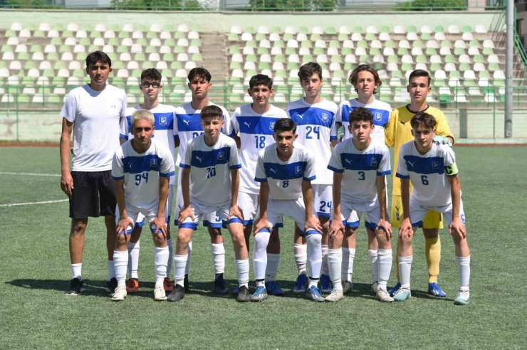 Yunusemre’nin u15’leri Türkiye Şampiyonası’na katılmaya hak kazandı