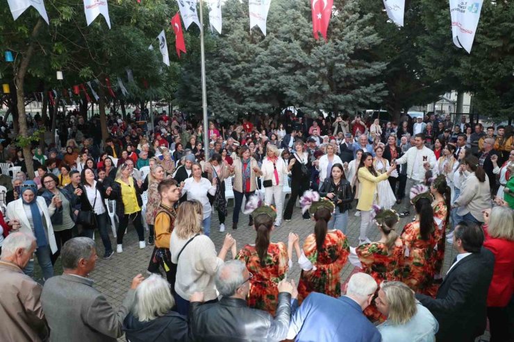 İzmit’te Hıdırellez coşkusu yaşandı