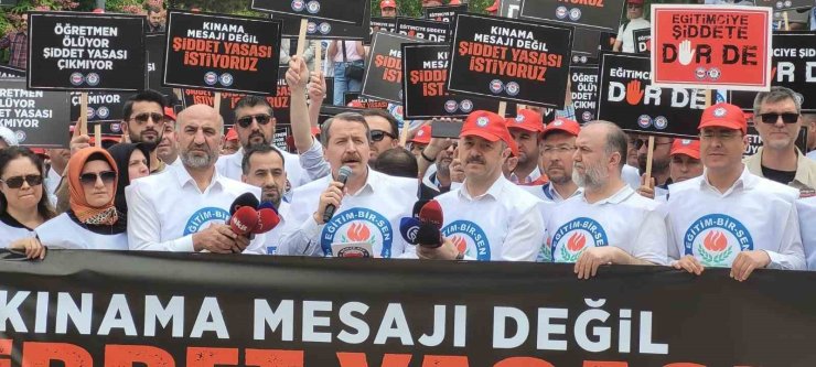 Memur-Sen Genel Başkanı Yalçın: "Cuma günü iş bırakma eylemi gerçekleştireceğiz”