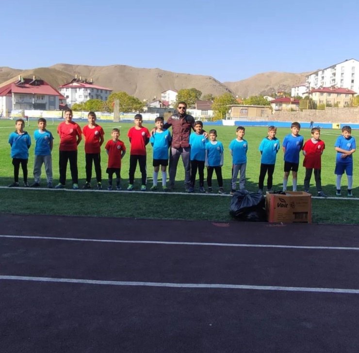 Bitlis’te spor antrenmanları farklı branşlarda devam ediyor