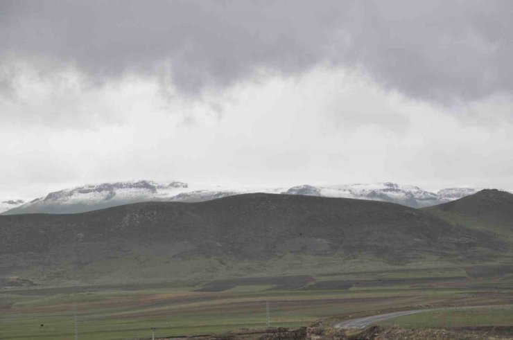 Kars’ta yağışlı hava etkisini sürdürüyor