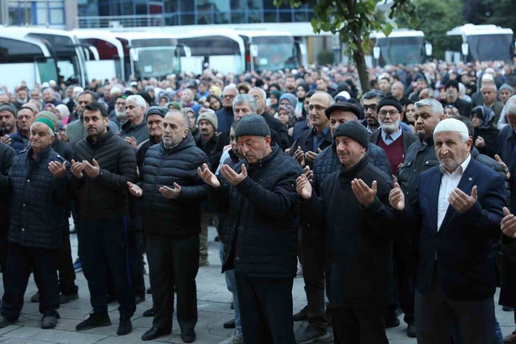 200 hacı adayı yolcu edildi