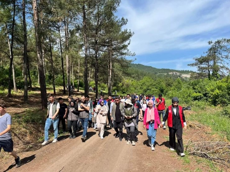 Sındırgı’ da gençler doğada buluştu