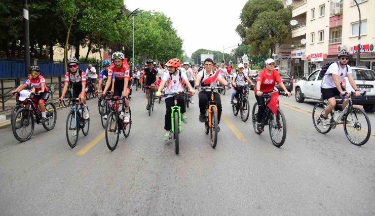 Yunusemre’de pedallar 19 mayıs için çevrildi