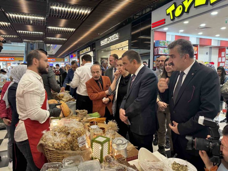 Zonguldak’ta Türk Mutfağı Haftası’nda yöresel ürünler tanıtıldı