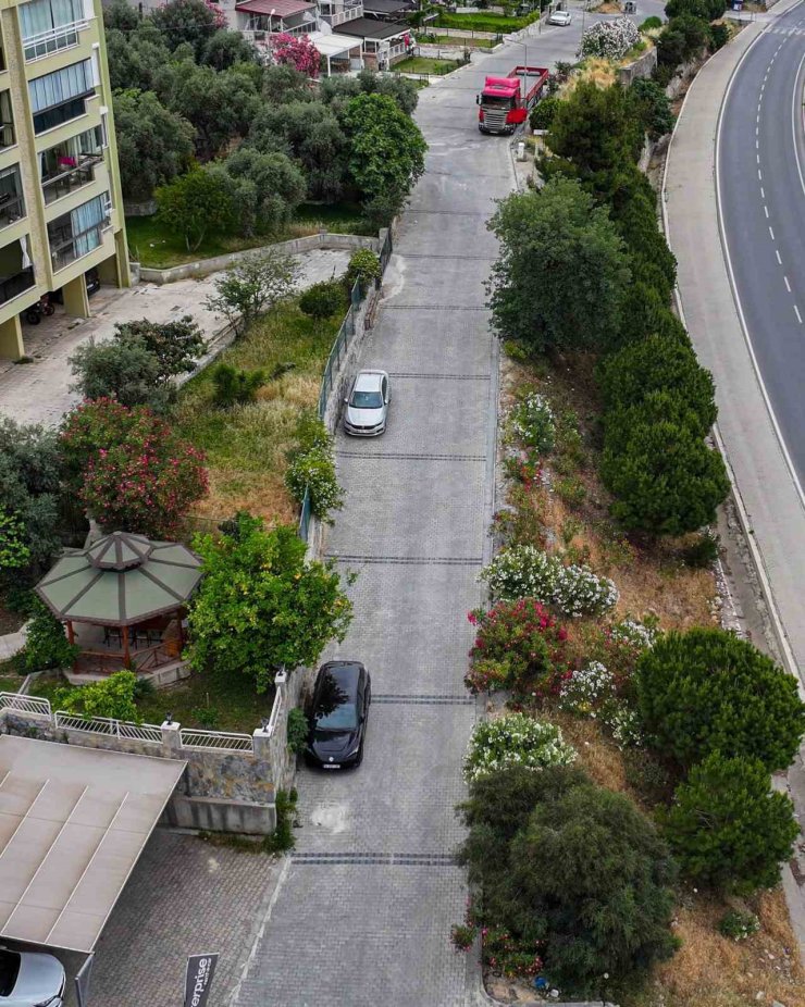 Bayraklıdede Mahallesi’ne yatırımlar sürüyor