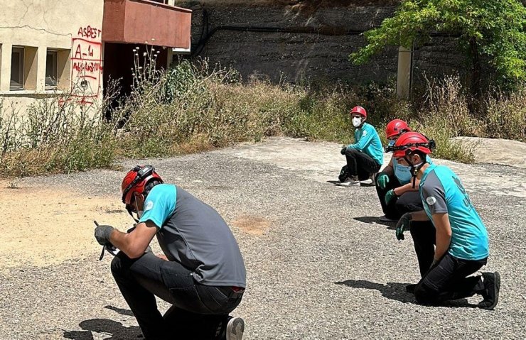 Siirt’te AFAD’dan gönüllülere arama kurtarma eğitimi