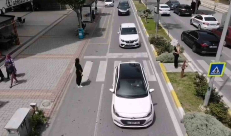 Alanya’da jandarmadan dron destekli trafik uygulaması