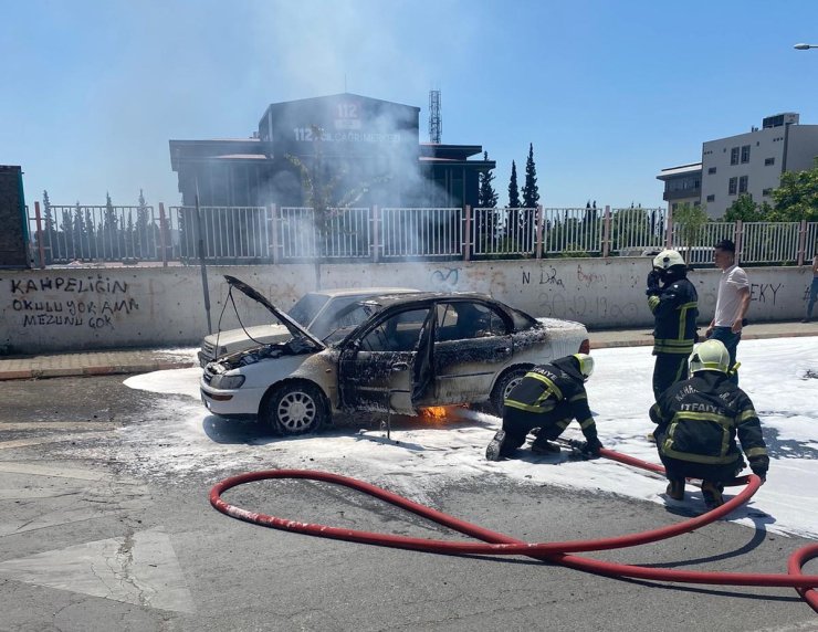 Kahramanmaraş’ta otomobil yangını