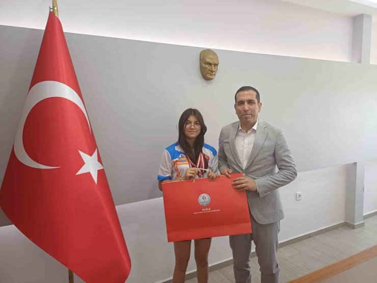 Kaymakam Aktaş özel sporcuları ağırladı