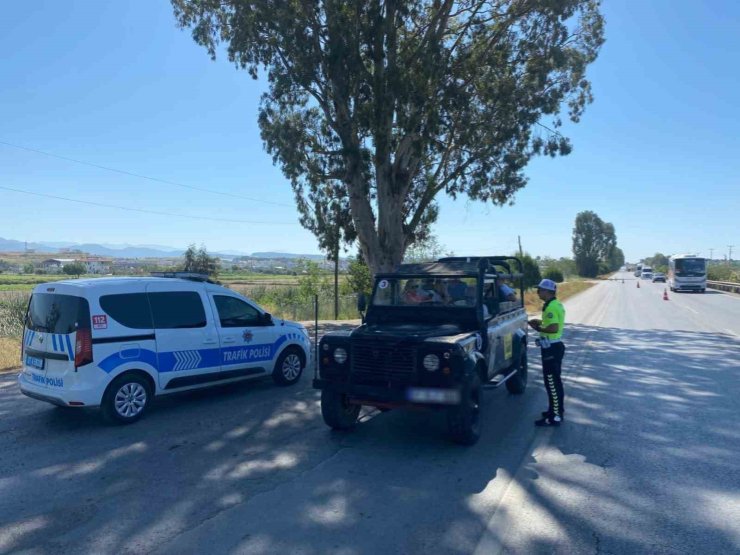 Alanya ve Manavgat’ta safari araçları denetlendi