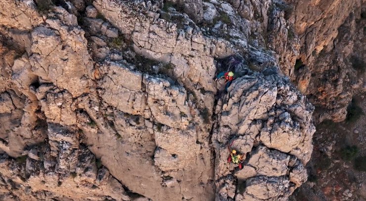 Milli Dağcı Tunç Fındık, Erzincan’da tırmanış gerçekleştirdi