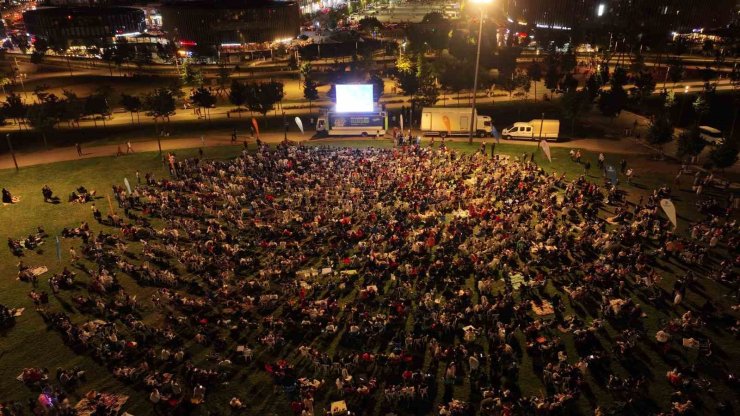 Başakşehir’de ay yıldızlı heyecan