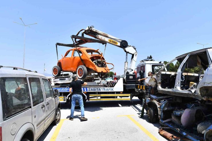 Bir zamanların en iyileri şimdi hurda merkezinde