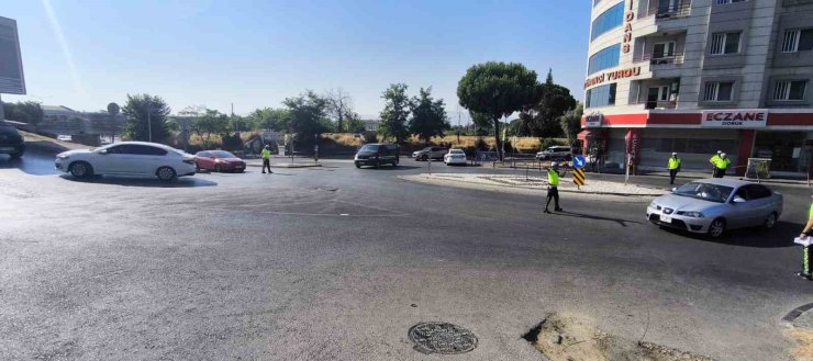 Aydın’da trafik ekiplerinden ‘sınav’ mesaisi